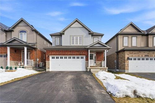 9 Patterson Dr, Ayr, ON, N0B1E0 | Card Image