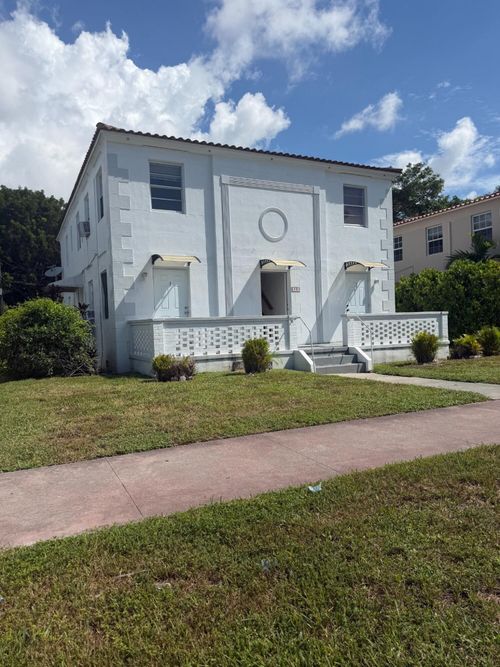 3-23 Sidonia Ave, Coral Gables, FL, 33134-3450 | Card Image