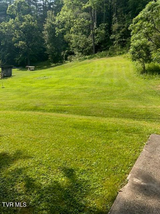 11616 Alfred Cox Dr, House other with 3 bedrooms, 1 bathrooms and null parking in Pound VA | Image 12