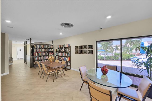 APT-306 - 9020 Sunrise Lakes Blvd, Condo with 2 bedrooms, 2 bathrooms and null parking in Sunrise FL | Image 25