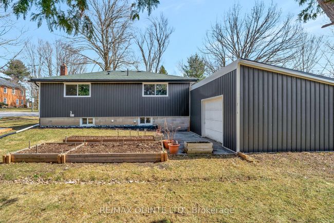 144 Edward St, House other with 2 bedrooms, 1 bathrooms and 4 parking in Stirling ON | Image 41