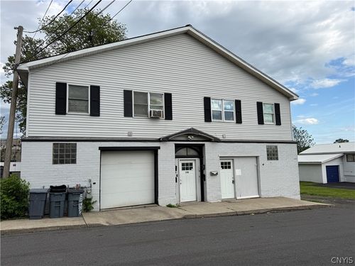 108 Ball St, East Syracuse, NY, 13057-2563 | Card Image