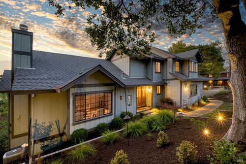809 Arlington Cir, Novato, CA, 94947-4978 | Card Image