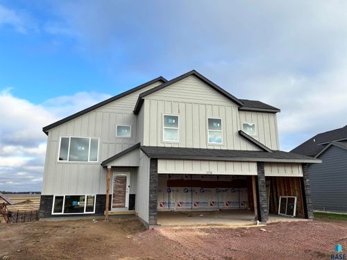 2716 S Copper Creek Ave Avenue, Sioux Falls, SD, 57110 | Card Image