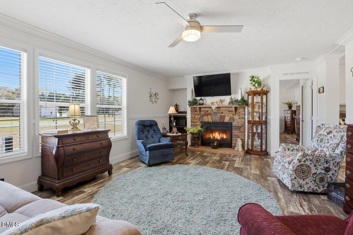 Residential in Seven Springs 4