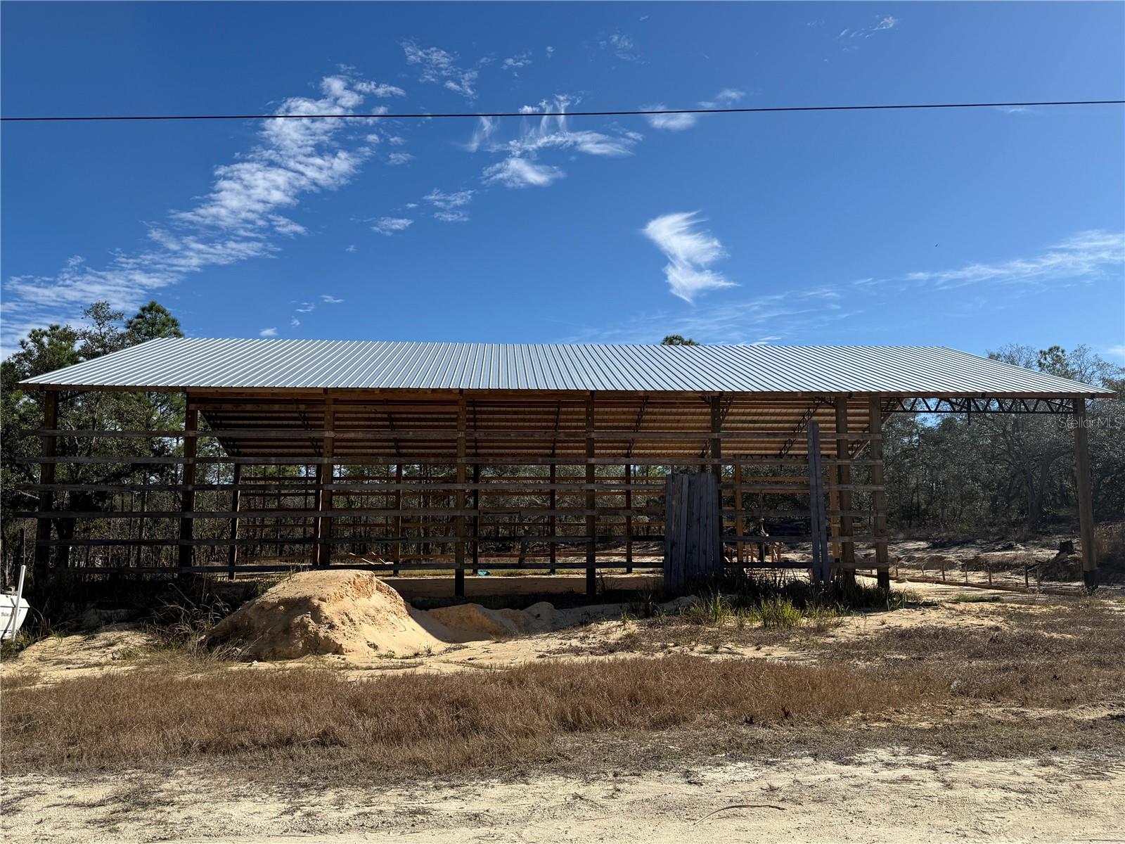 Land in WEEKI WACHEE 2