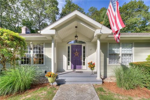 27 Mayflower Drive, East Greenwich, RI, 02818 | Card Image