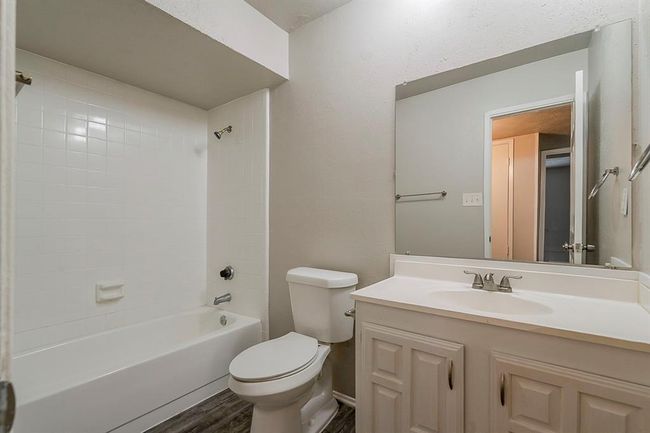5802 Evening Shadows Ln, House other with 3 bedrooms, 2 bathrooms and 2 parking in Spring TX | Image 13