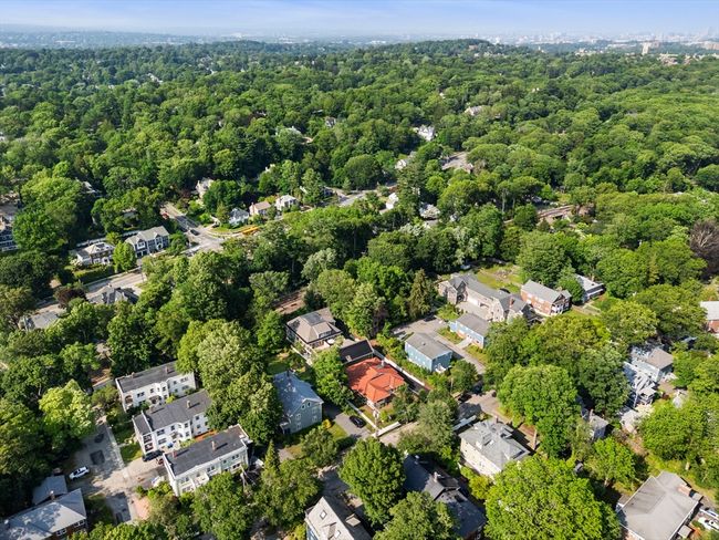 5 - 145 Warren St, Condo with 2 bedrooms, 3 bathrooms and null parking in Newton MA | Image 40