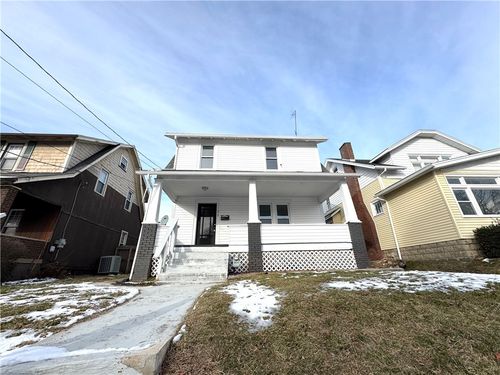 219 E Hillcrest Ave, New Castle, PA, 16105-2155 | Card Image