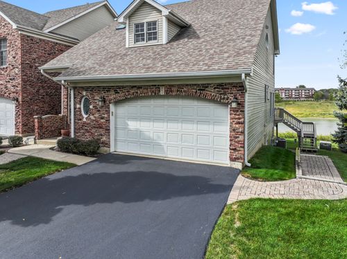 566 W Bridge View Ct, Palatine, IL, 60067-4984 | Card Image