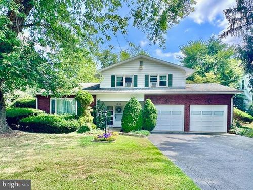 544 Ryders Ln, East Brunswick, NJ, 08816-2771 | Card Image