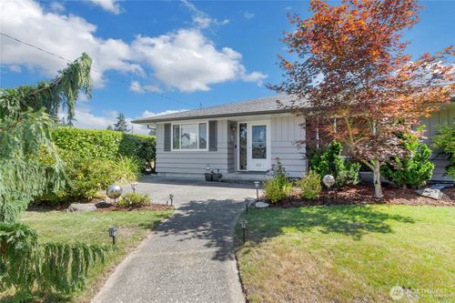 611 13th St Sw, Puyallup, WA, 98371-5763 | Card Image