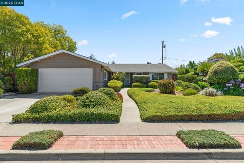 1712 Pepperwood Ct, Concord, CA, 94521-1126 | Card Image