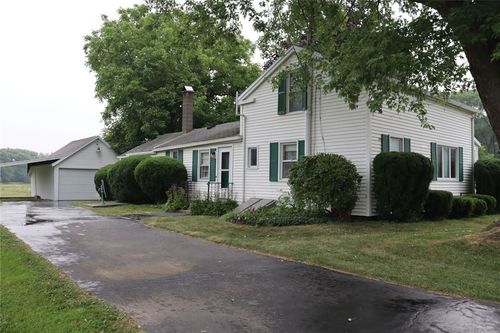 380 N Greece Rd, Hilton, NY, 14468-8903 | Card Image