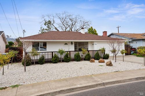1726 Crinella Ct, Saint Helena, CA, 94574 | Card Image