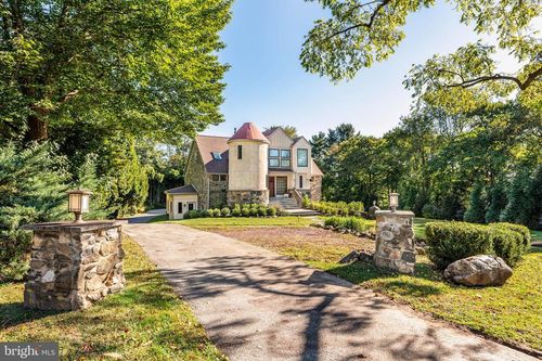 1311 Hagys Ford Rd, PENN VALLEY, PA, 19072-1104 | Card Image