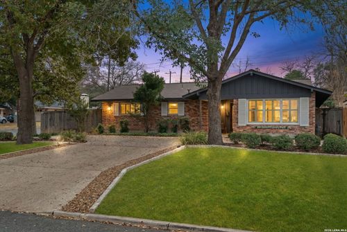 2126 E Lawndale Dr, San Antonio, TX, 78209-2048 | Card Image