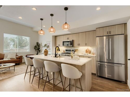 1922 W 38th Ave, Denver, CO, 80211-2202 | Card Image