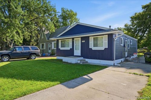19910 Seminole, Redford, MI, 48240-1626 | Card Image