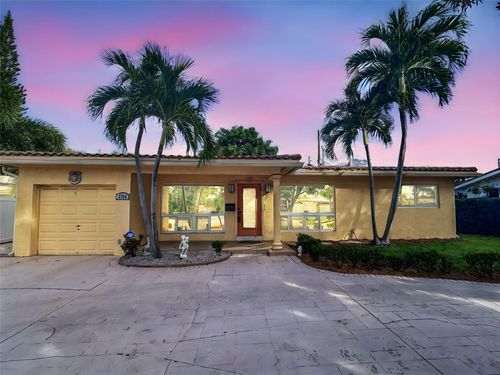2936 Nw 9th Ter, Wilton Manors, FL, 33311-2356 | Card Image