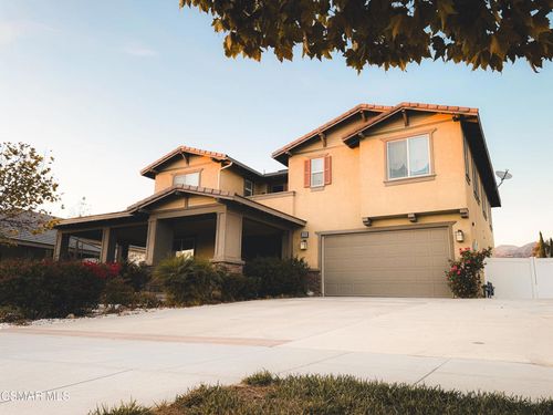 309 Heritage Valley Pkwy, Fillmore, CA, 93015-1884 | Card Image