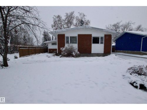 {{alt}} | Card Image