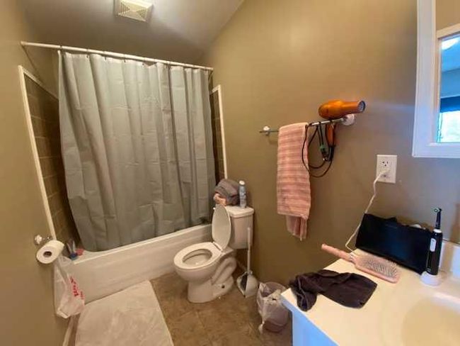 221 Centre St, Home with 0 bedrooms, 0 bathrooms and null parking in Tilley AB | Image 34