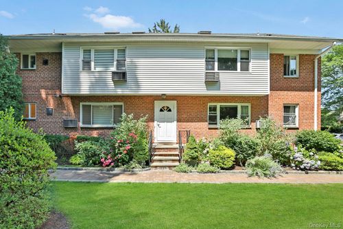 3-20 Chestnut St, Rye, NY, 10580-2853 | Card Image