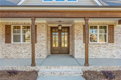 130 S Madera Dr, Mocksville, NC, 27028-4189 | Card Image