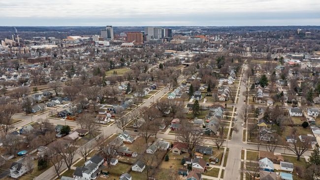 Great location | Image 34