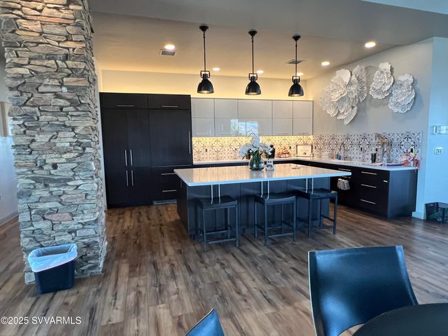 Clubhouse Kitchen | Image 29
