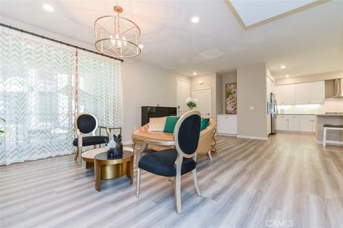 170 Tribeca, Irvine, CA, 92612-0178 | Card Image