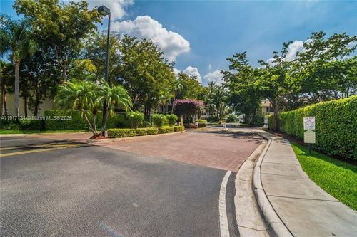 277-3161 Festival Dr, Margate, FL, 33063-8226 | Card Image