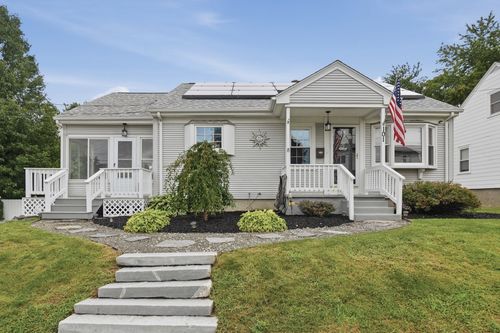 101 Moody St, Bellingham, MA, 02019-2534 | Card Image