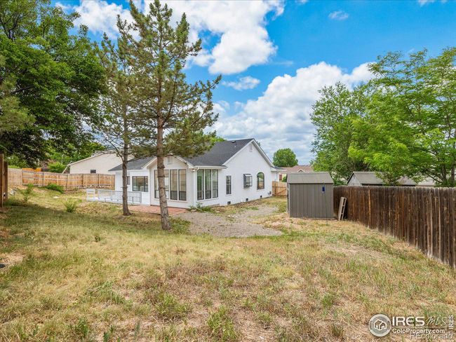 Large lot w/ Shed | Image 21