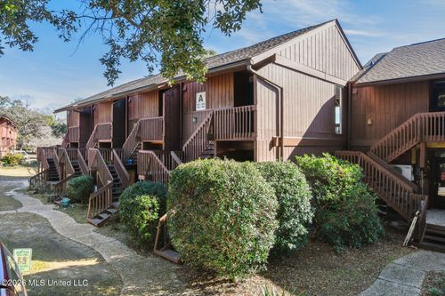 a-206 Lakeside Villa, Diamondhead, MS, 39525-3788 | Card Image