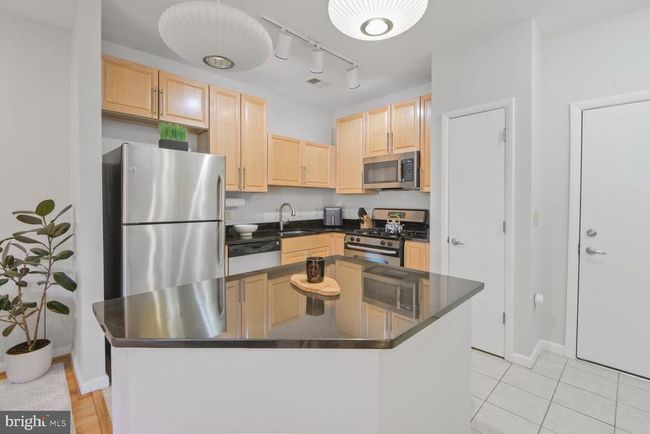 APT-336 - 1201 E West Hwy, Condo with 2 bedrooms, 2 bathrooms and null parking in SILVER SPRING MD | Image 15