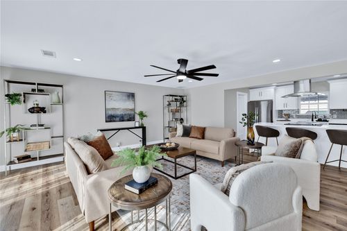 8635 Strathmore Dr, Dallas, TX, 75238-3851 | Card Image