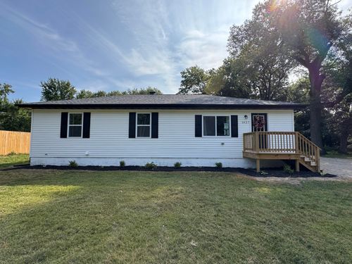 1427 Austin Ave, Schererville, IN, 46375 | Card Image
