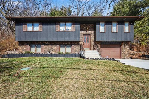 62 Ski Hill Road, Portage, IN, 46368-8719 | Card Image