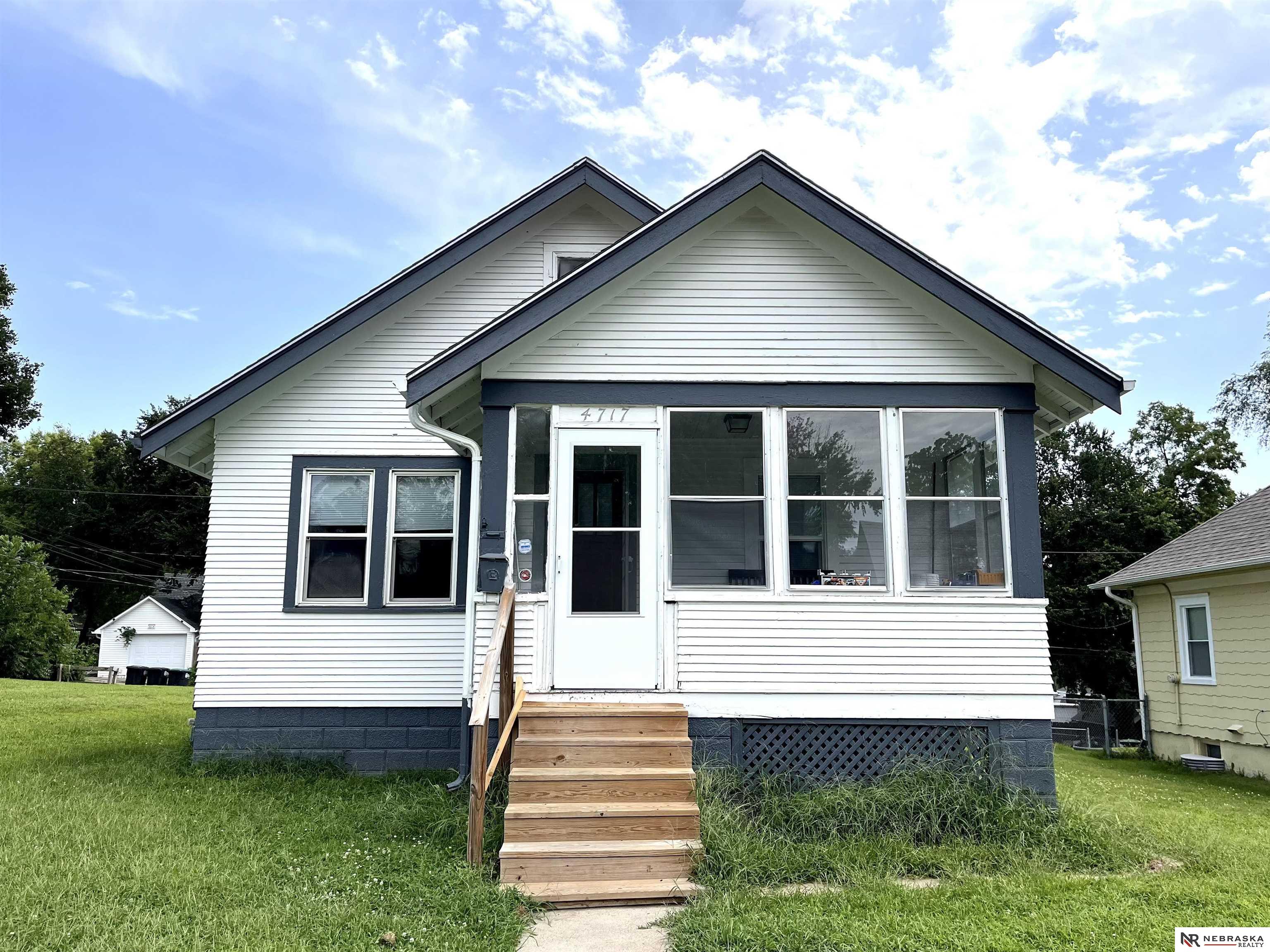 39th St, Omaha, NE 68111