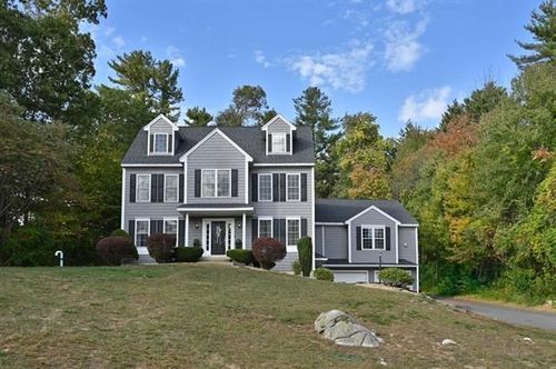 16 Autumn Woods Rd, Salem, NH, 03079-1365 | Card Image