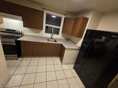 upper-45 Huntington Ave, Scarborough, ON, M1K4K9 | Card Image