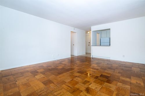 d-15 Lake St, White Plains, NY, 10603-3851 | Card Image