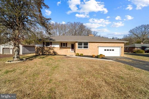 292 E Pittsfield St, PENNSVILLE, NJ, 08070-1922 | Card Image