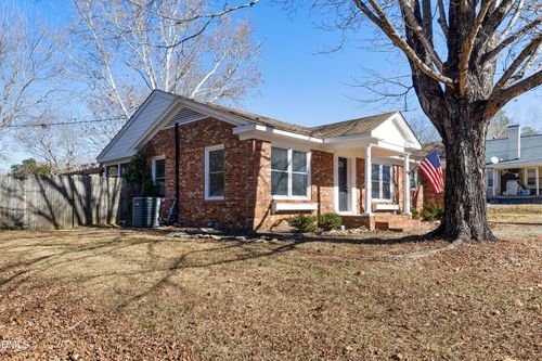 261 E Lillington St, Angier, NC, 27501-8527 | Card Image