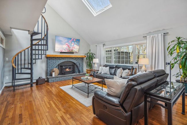 112 Wilson Dr, House other with 6 bedrooms, 3 bathrooms and null parking in Port Jefferson NY | Image 5
