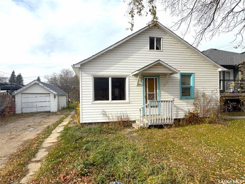 635 10th Street, Humboldt, SK, S0K2A0 | Card Image