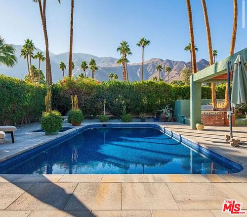 817 N Via Monte Vis, Palm Springs, CA, 92262-4333 | Card Image
